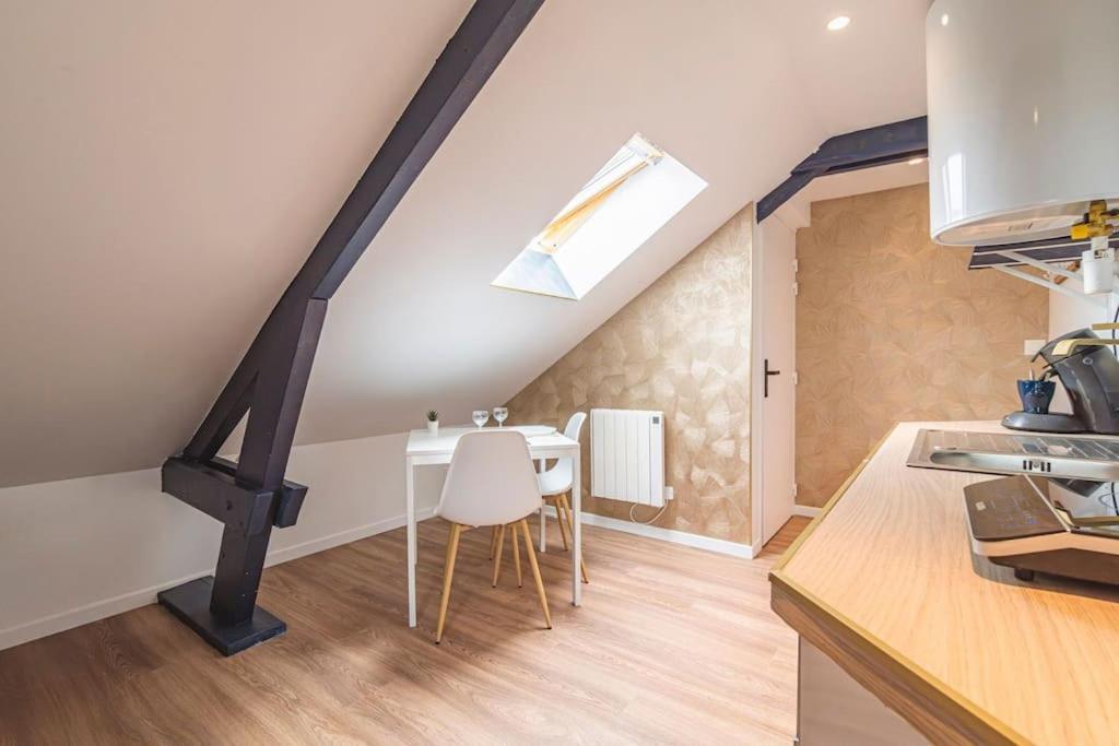 L'Azur Dore, Studio Pour 2 Voyageurs Isles-sur-Suippe Екстериор снимка