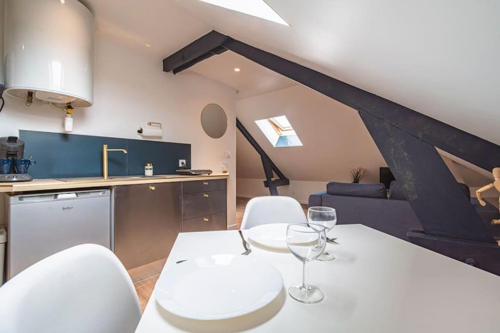 L'Azur Dore, Studio Pour 2 Voyageurs Isles-sur-Suippe Екстериор снимка